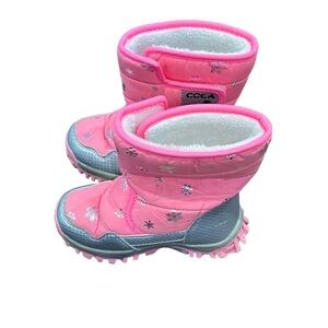 Kids girls COGA pink boots.